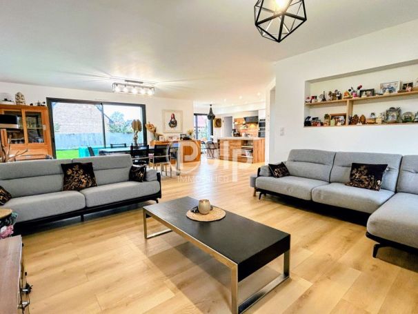 A vendre MAISON  CONTEMPORAINE  LAVENTIE