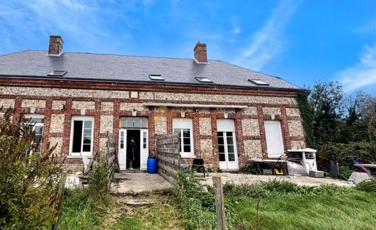 A vendre APPARTEMENT T3 REZ DE CHAUSSEE 65m² GRAND JARDIN FECAMP