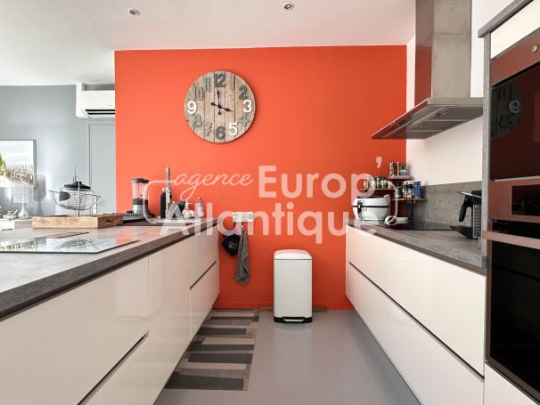 A vendre MAISON 5 PIECES 140 M2 BORD DE MER LA PALMYRE commerces