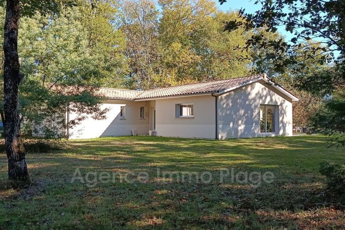 A louer MAISON  CONTEMPORAINE  SAINT VIVIEN DE MEDOC