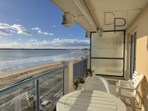 A louer APPARTEMENT T3 95 M2 TERRASSE PIEDS DANS L'EAU LA BAULE ESCOUBLAC