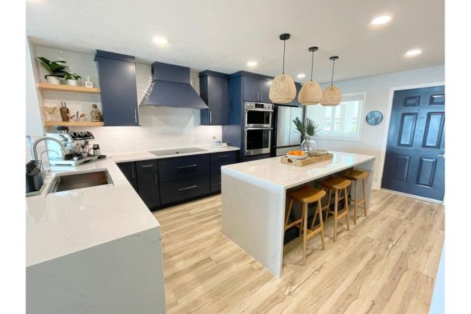 A louer MAISON  5 PIECES 114 M2 BORD DE MER MAUGUIO