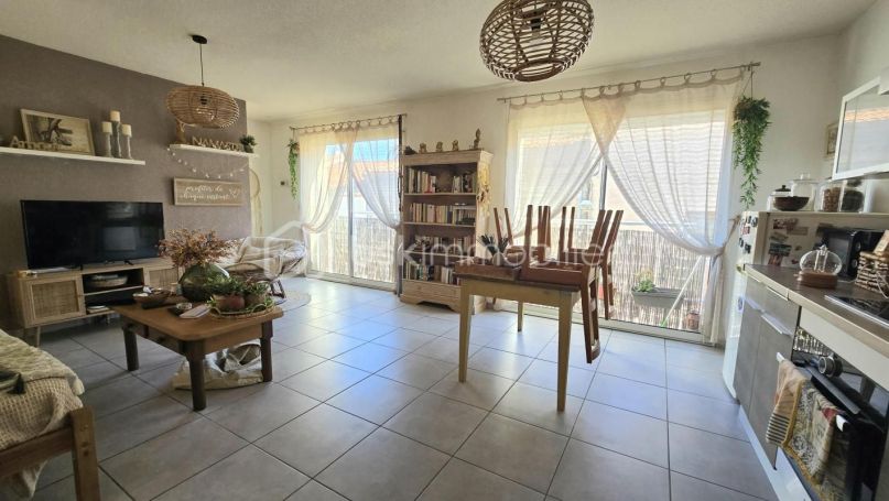 A louer APPARTEMENT T3 61 M2 BORD DE MER SAINT LAURENT DE LA SALANQUE