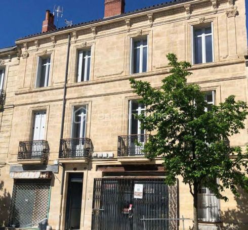 A louer APPARTEMENT T3 55 M2  BORDEAUX