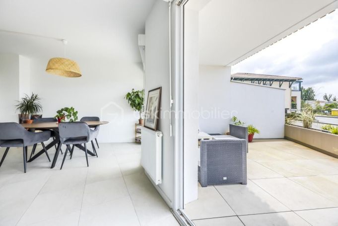 A louer APPARTEMENT NEUF T4 93 M2 TERRASSE  BAYONNE