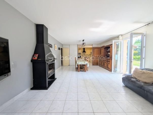 A louer MAISON  4 PIECES 100 M2  ORGON