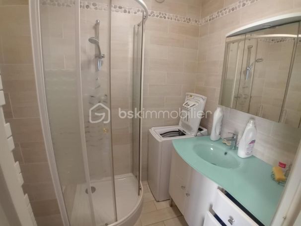 A louer APPARTEMENT T2 38 M2 TERRASSE BORD DE MER CAGNES SUR MER