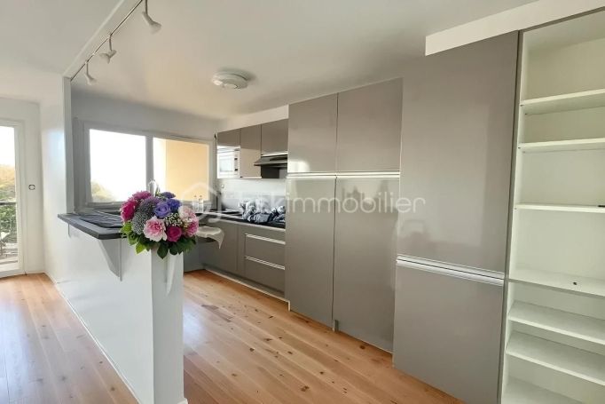 A louer APPARTEMENT T3 69 M2 TERRASSE BORD DE MER SAINTE ADRESSE