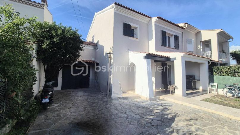 A vendre MAISON  6 PIECES 89 M2 BORD DE MER SIX FOURS LES PLAGES