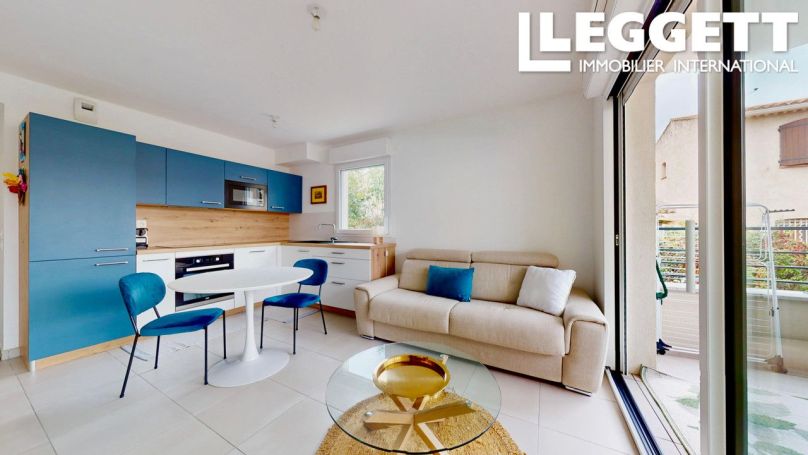 A louer APPARTEMENT T2 35 M2 TERRASSE BORD DE MER SAINT CYR SUR MER