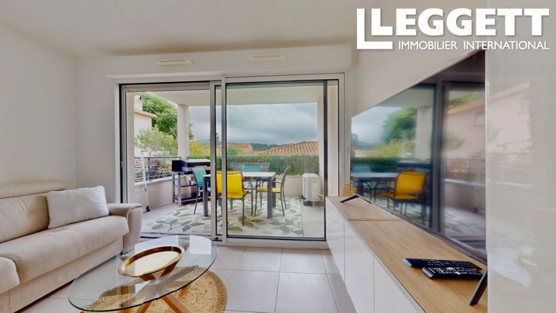 A louer APPARTEMENT T2 35 M2 TERRASSE BORD DE MER SAINT CYR SUR MER