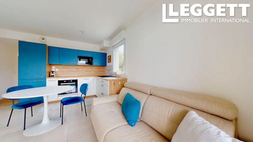 A louer APPARTEMENT T2 35 M2 TERRASSE BORD DE MER SAINT CYR SUR MER