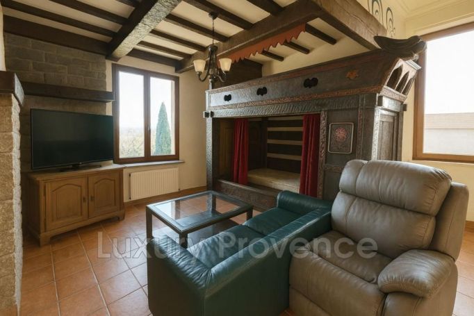 A louer APPARTEMENT T4 83 M2  GARDANNE