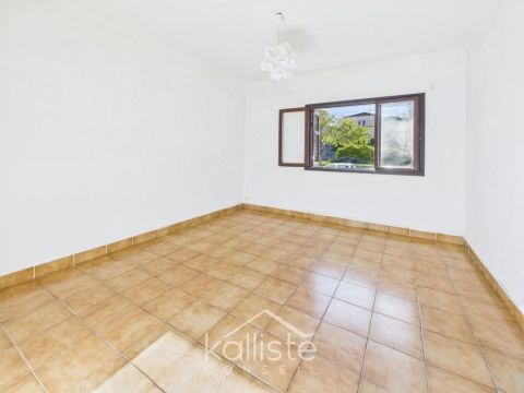 A louer APPARTEMENT T3 56 M2 BORD DE MER AJACCIO