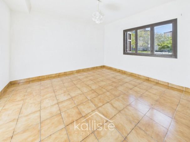 A louer APPARTEMENT T3 56 M2 BORD DE MER AJACCIO