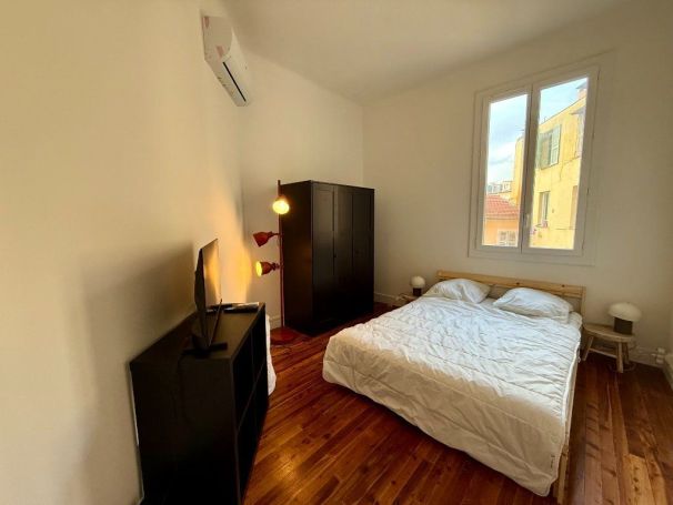 A louer APPARTEMENT NEUF T2 30 M2 BORD DE MER NICE