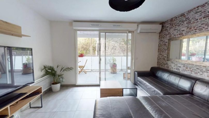 A louer APPARTEMENT T3 60 M2 TERRASSE  MARSEILLE 4EME