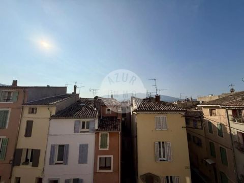 A louer APPARTEMENT DUPLEX NEUF T3 69 M2  SAINT ZACHARIE