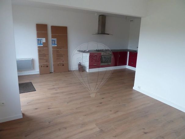 A louer APPARTEMENT T3 60 M2  SAINTES