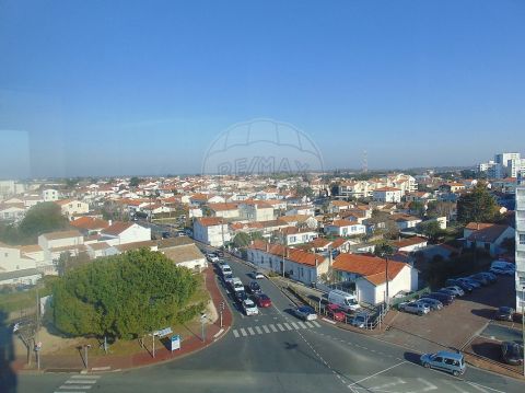 A louer APPARTEMENT T3 67 M2 BORD DE MER ROYAN