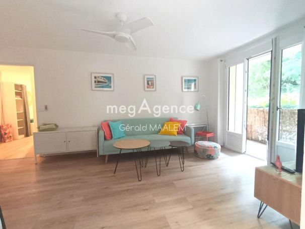 A louer APPARTEMENT T2 48 M2 BORD DE MER SAINT RAPHAEL