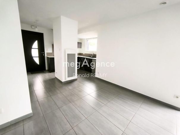 A louer MAISON  CONTEMPORAINE BORD DE MER TALMONT SAINT HILAIRE