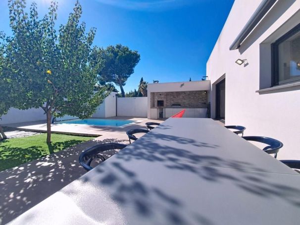 MAISON  CONTEMPORAINE  SALEILLES