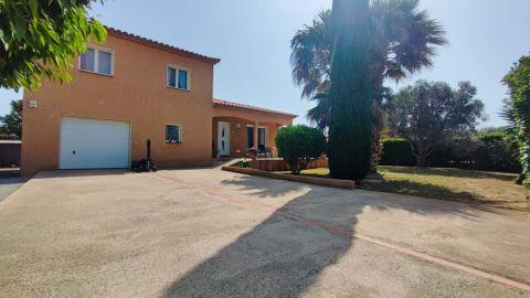 MAISON  7 PIECES 130 M2 BORD DE MER SAINT HIPPOLYTE