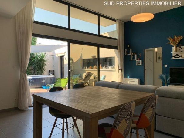 MAISON  CONTEMPORAINE  PERPIGNAN