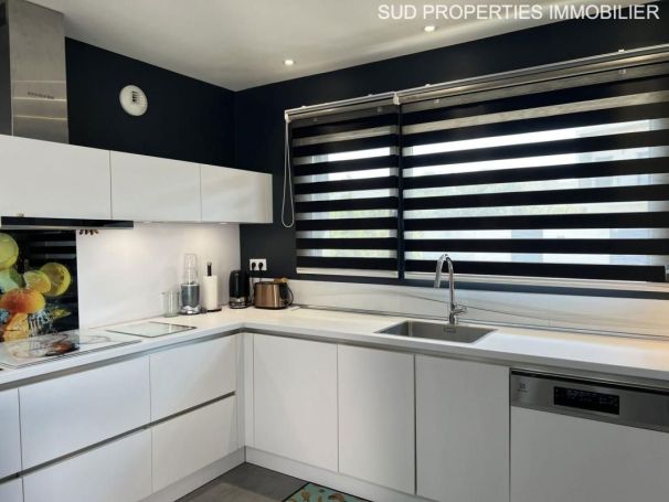 MAISON  CONTEMPORAINE  PERPIGNAN