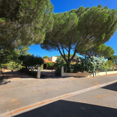 MAISON  DE MAîTRE BORD DE MER ARGELES SUR MER