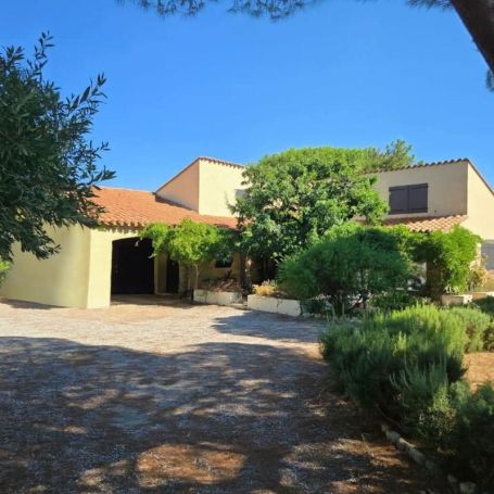 MAISON  DE MAîTRE BORD DE MER ARGELES SUR MER