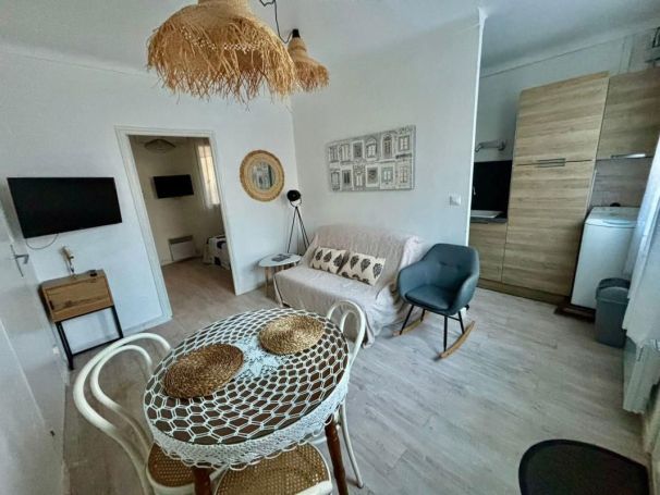 APPARTEMENT T6 110 M2  AMELIE LES BAINS PALALDA