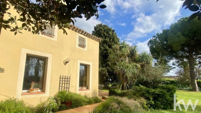 MAISON  DE MAîTRE BORD DE MER SERIGNAN