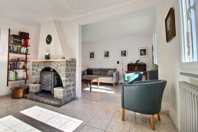 MAISON  DE MAîTRE  AXAT