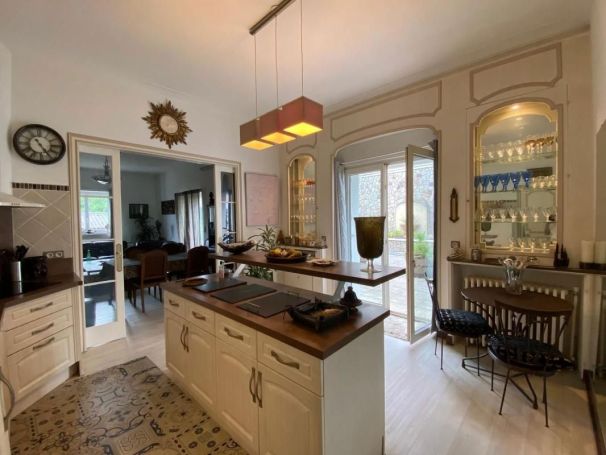 APPARTEMENT T3 92 M2 TERRASSE  CARCASSONNE