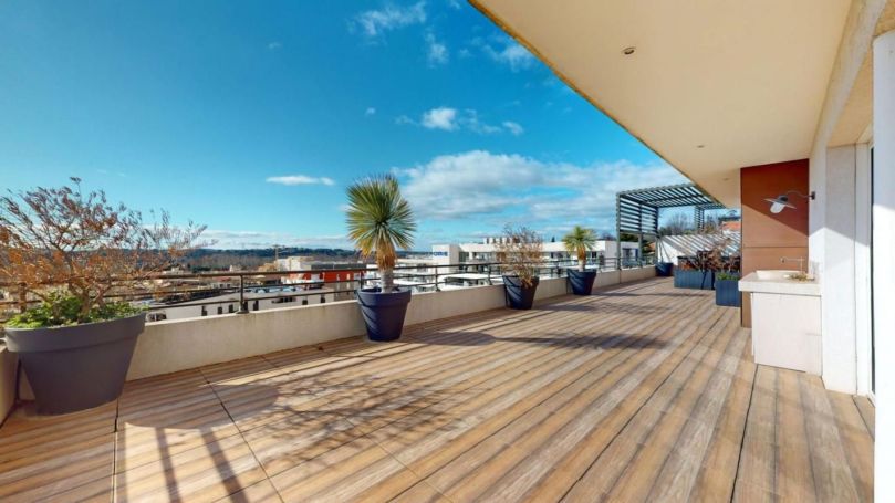 APPARTEMENT DE PRESTIGE T4 144 M2 TERRASSE  BEZIERS