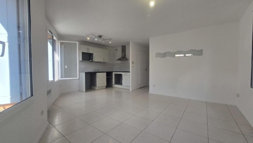 APPARTEMENT T3 48 M2 BORD DE MER ELNE