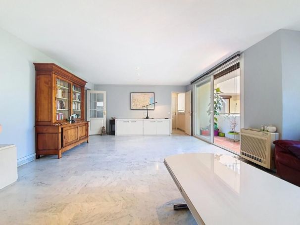 APPARTEMENT T4 158 M2 BORD DE MER PERPIGNAN