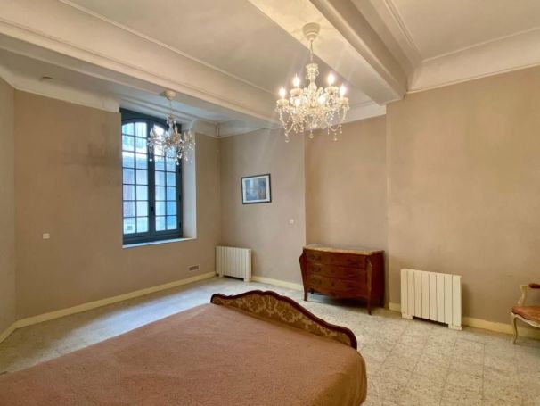 APPARTEMENT T3 7 962 M2  CARCASSONNE