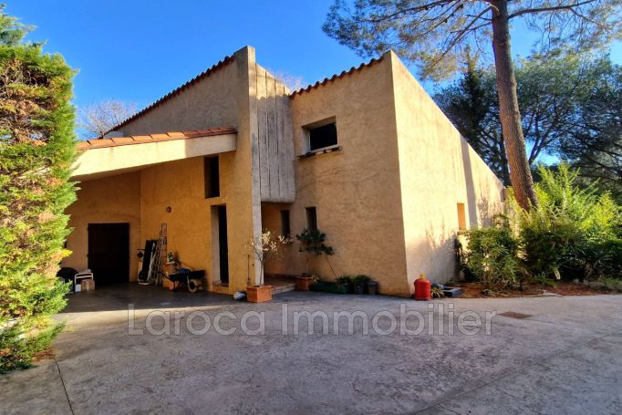 A louer MAISON 7 PIECES 175 M2 REYNES montagne