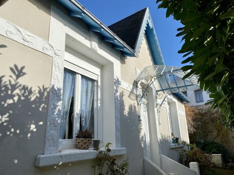 A louer MAISON  4 PIECES 82 M2 BORD DE MER SAINT GILLES CROIX DE VIE