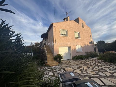 A louer MAISON  4 PIECES 82 M2 BORD DE MER LA GARDE