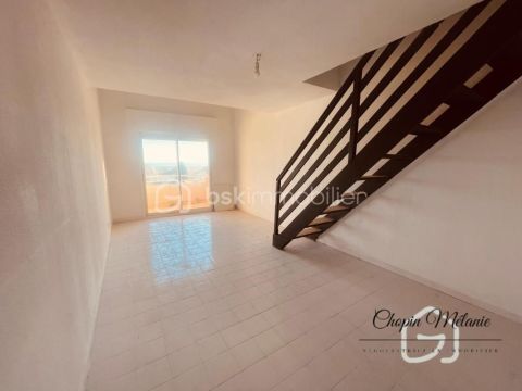 A louer APPARTEMENT DUPLEX T4 61 M2 PIEDS DANS L'EAU VALRAS PLAGE