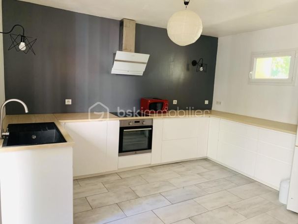 A louer APPARTEMENT NEUF T4 75 M2 TERRASSE  PAU