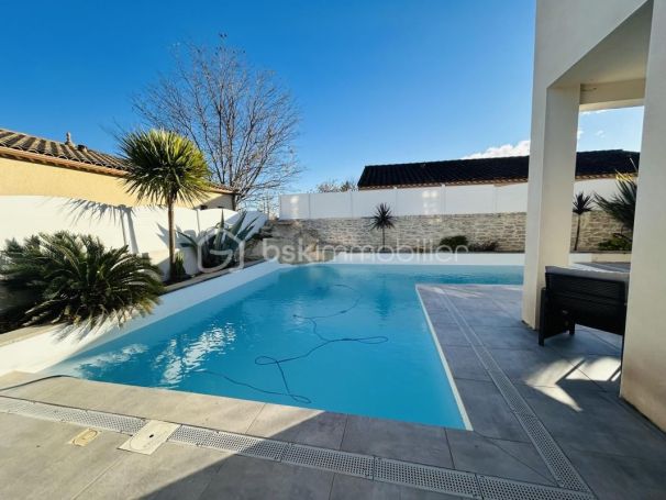 A louer MAISON  CONTEMPORAINE  REDESSAN