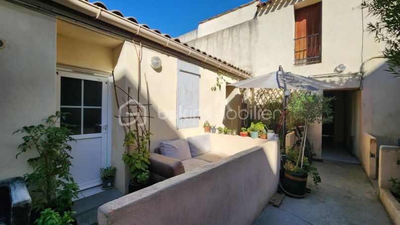 A louer APPARTEMENT T2 45 M2 TERRASSE  NIMES