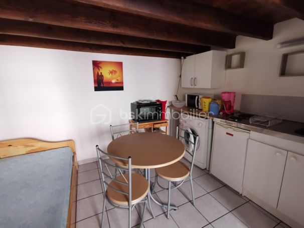 A louer APPARTEMENT T2 50 M2 TERRASSE  NIMES