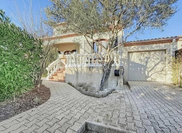 A louer MAISON  4 PIECES 115 M2  MONTARNAUD