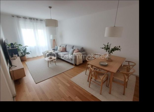 A louer APPARTEMENT T2 43 M2 BORD DE MER NICE